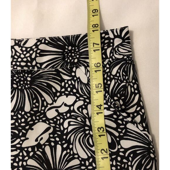Coral Bay Golf Skirt Women Sz 6 Black White Floral Print Shorts Skort Athleisure - Picture 10 of 12